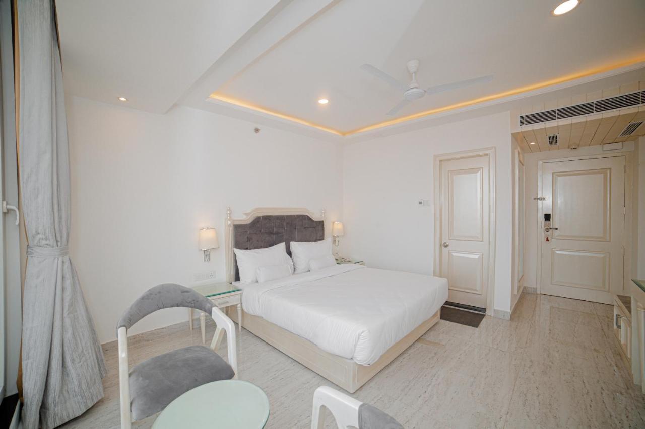 Pearl Courtyard Hotel Varanasi Exterior photo
