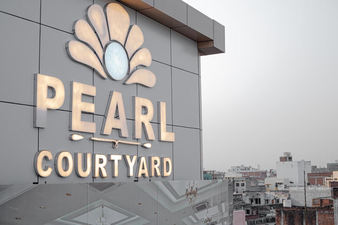 Pearl Courtyard Hotel Varanasi Exterior photo